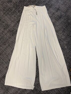 L'AGENCE Cream Wide-Leg Pleated Palazzo Pants